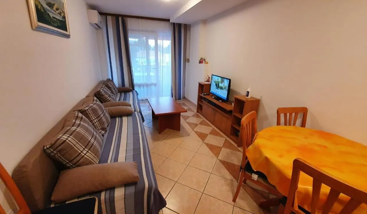 Apartments With A Parking Space Baska, Krk - 19489 Croatia